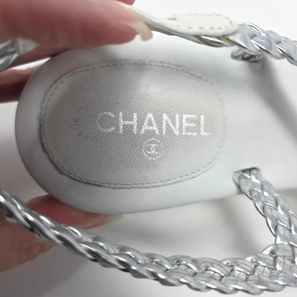 Chanel Thong Silver Leather Logo Sandals T Strap Day White 37.5 US 7